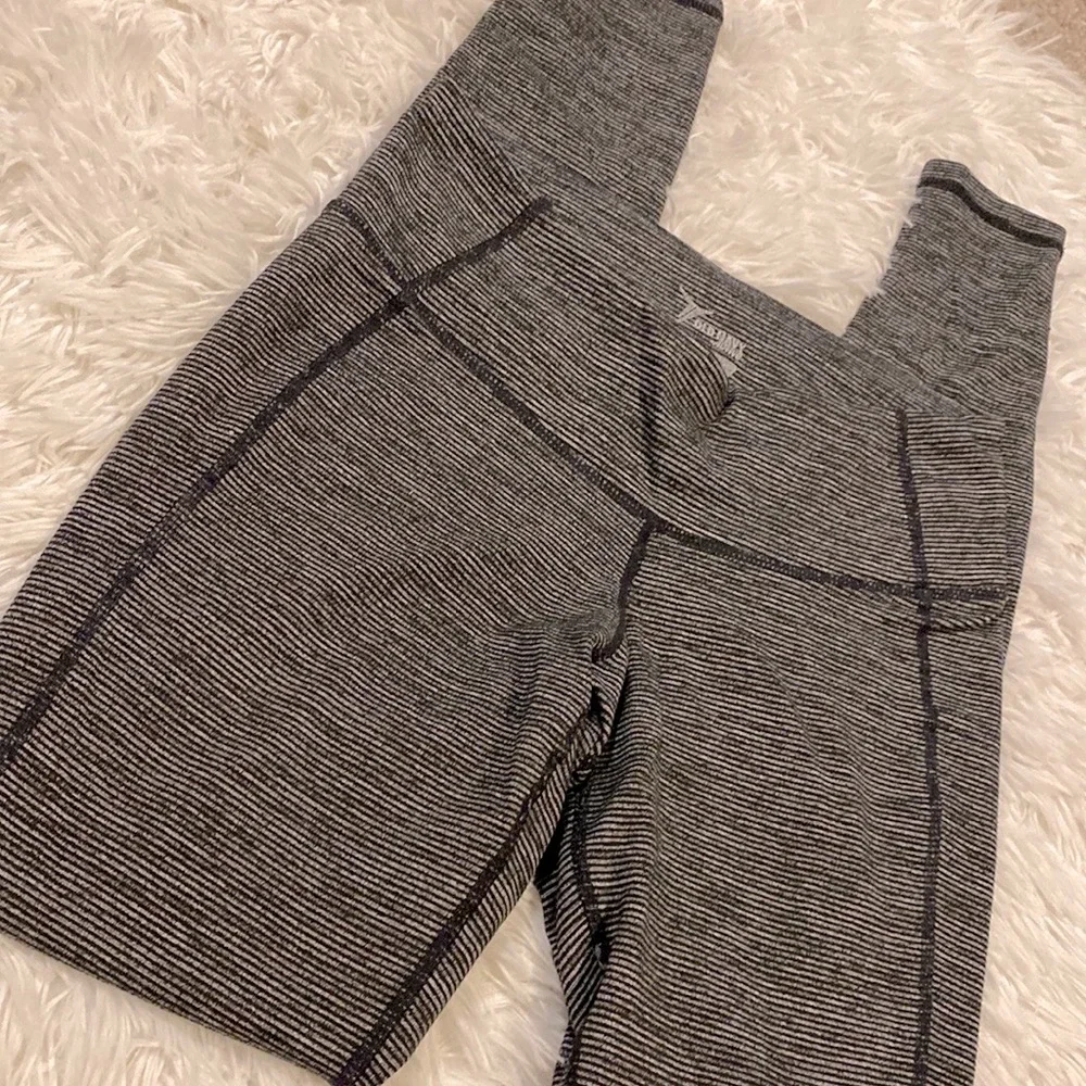 ⚡️Old Navy Active Go-Dry‎ Leggings